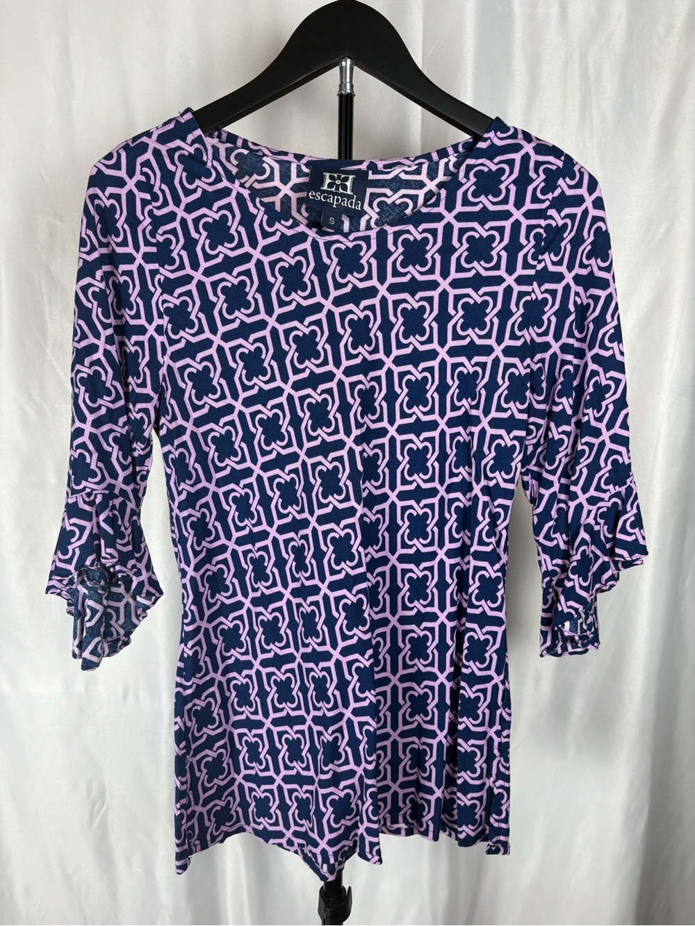 Escapada Women’s Small Navy Pink Geometric Print Bell Sleeve Tunic Top